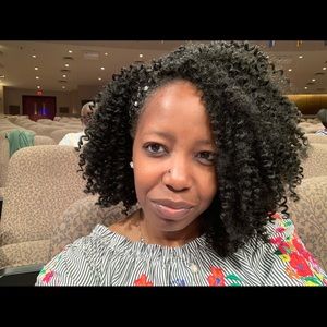 Meet your Posher, Lashona